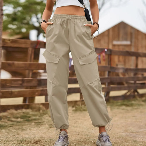 Women's Streetwear Pants with Functional Pockets