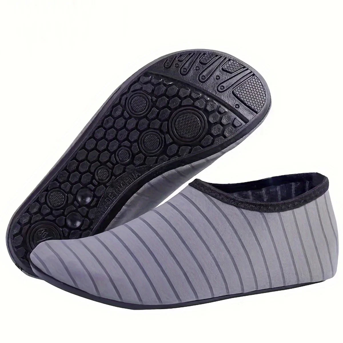Calçado antiderrapante para esportes aquáticos para homens e mulheres, meias descalças, secagem rápida, sapatos de praia e natação, 1 par