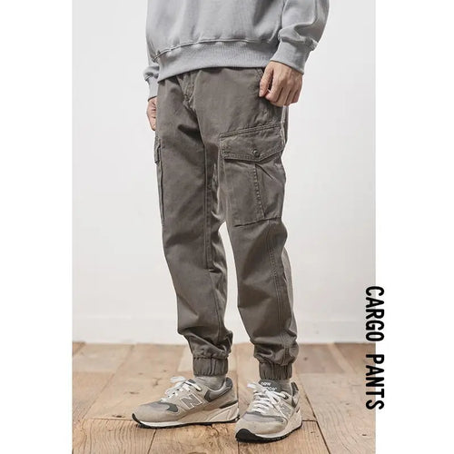 Men's Cargo Pants with Large Pockets and Casual Style