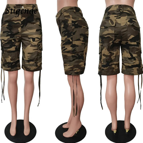 Women's Camouflage Shorts with Practical Pockets